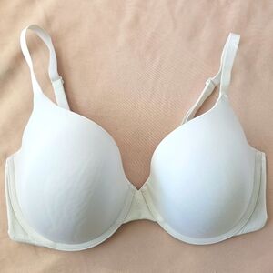 Victoria's Secret Uplift Semi Demi Bra